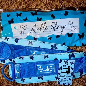 SuzieB Fitness Ankle Straps